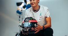 George Russell 2022 Mercedes F1 Helmet REVEALED!