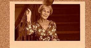 Qué fue de Rosa Valenty, una de las 'vedettes' más icónicas de los 70 que acabó trabajando en un bingo