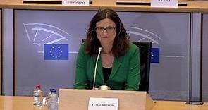 Malmström piace ma senza entusiasmo. Al Parlamento sono iniziati gli esami dei nuovi commissari