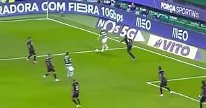 Sporting CP - Daniel 🪄 Bragança estreou-se a marcar na...