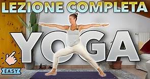 Lezione di yoga completa | Yoga per principianti | 30 minuti di yoga | LIVE 10 giugno 2023