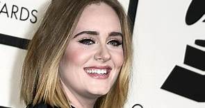 Adele compie 33 anni: i dischi, il cambio di fisico e la vita privata della cantante