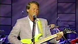 Glen Campbell Sings "Unconditional Love"