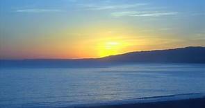 Santa Monica Beach Cam - watch the pier and sunsets live | Explore.org