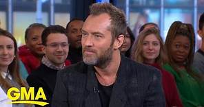 Jude Law shares how his son is following in his footsteps as an actor l GMA