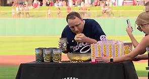LIVE: Joey Chestnut goes for new world record