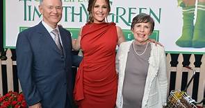 Hollywood Shining Star Jennifer Garner and Her Family: Parents, Siblings