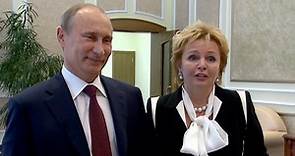 Vladimir Putin announces separation from wife Lyudmila - video