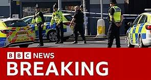 Nottingham: Murder arrest after three dead in UK city centre - BBC News
