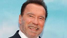 Auf dem Weg nach Kitzbühel: Arnold Schwarzenegger am Münchner Flughafen vom Zoll festgehalten