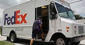 FedEx to Merge Delivery Networks in Cost-Cutting Move