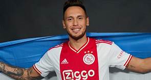 Ajax oficializó la llegada de Lucas Ocampos