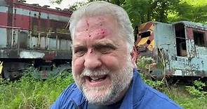 Daniel Roebuck visits the train wreck of The Fugitive and becomes a "wreck" himself
