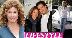 Nancy Travis Lifestyle, Net Worth, Husband, Boyfriends, Age, Biography, Family, Car, Wiki !