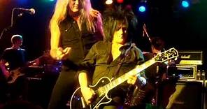 "Sweet Child O Mine" Camp Freddy with Sebastian Bach & Steven Adler