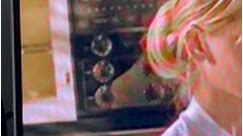 It’s also a really interesting, vintage-style range attached microwave combo. Wonder if they got it secondhand for filming? 🤔 #buffy #BuffyTheVampireSlayer #WomenInTrades #Tradeswoman #microwave #range | Renae the Appliance Repair Tech / renduh