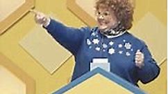Melissa McCarthy spoofs 80s game shows in funny Old Navy ad
