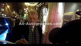 Robert Zemeckis signing autographs in Paris