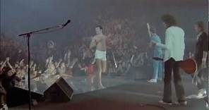 Queen God Save The Queen (Live Rock Montreal HD)