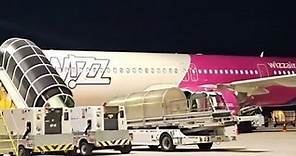 Wizz Air Abu Dhabi a321neo #aviation