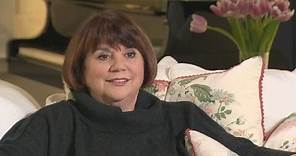 Linda Ronstadt Reveals What Life Is Like After Singing Silenced By Parkinson's Disease