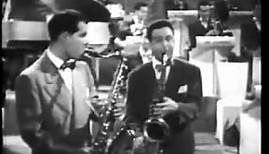 The Glenn Miller Orchestra ft Tex Beneke - In The Mood - 1946