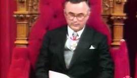 Ray Hnatyshyn sworn in as Governor-General