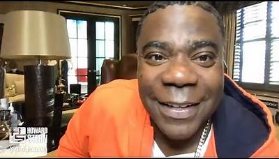 Tracy Morgan Tells Howard About Quarantining in His 30,000-Square-Foot House