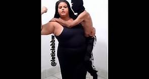 6'1" tall amazon Leticia lift and carry tiny man like a doll