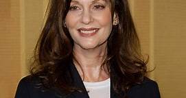 Lesley Ann Warren | Biography