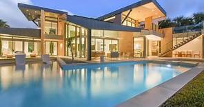 Contemporary Masterpiece in Jupiter Inlet Colony