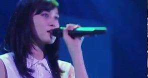 Maeda Atsuko - Natsukashii Hajimete (Live)