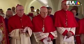 Así enterraron en las grutas vaticanas el cuerpo de Benedicto XVI