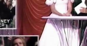 Geena Davis wins Best Supporting Actress at the Oscars in 1989 #geenadavis #oscars #speech #actress #theaccidentaltourist