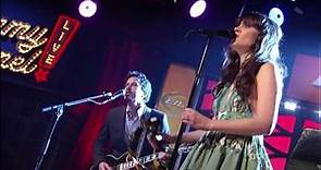 She & Him - Thieves (Live) 1080p HD Late Night
