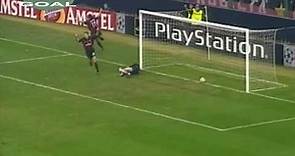 Goal! Demetrio Albertini. AC Milan vs FC Barcelona. 18.10.2000