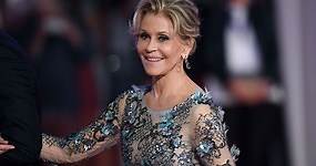 Quel gran mito di Jane Fonda oggi ha rivelato il segreto che la fa essere così in forma (a 82 anni)