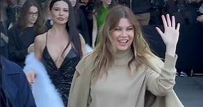 Ellen Pompeo all smiles waiving for the cameras at the Michael Kors Fashion Show in New York #pretty
