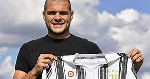 Juventus signing Andrea Brighenti shows he has what it takes on the pitch playing for Cremonese