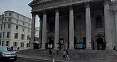 London Walk - St Martin-in-the-Fields & St Martin's Ln 🚶‍♂️