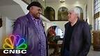 George Wallace Shows Jay What His Life Is Like As A Black comedian | Jay Leno's Garage
