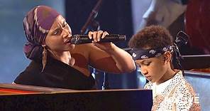 Alicia Keys & Her Son – Raise a Man / You Don't Know My Name – Live at iHeartRadio Music Awards 2019