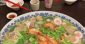 無敵巨大~十人份大碗公什錦麵「張吳記什錦麵」(Zhang Wuji Mixed Noodles)