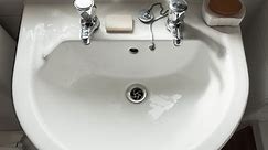 Homeowner’s Guide To Bathroom Sink Dimensions and Sizes