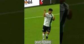 Gol de David Pizarro con asistencia de Francesco Totti en Partido de Leyendas en Italia