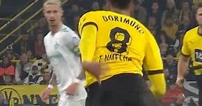 It is a dangerous game trying to close down Felix Nmecha! 😳🥜 #Bundesliga | Borussia Dortmund | Bundesliga