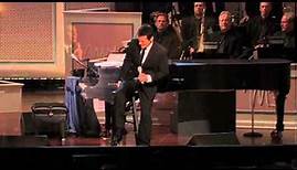 Michael Feinstein: FLY ME TO THE MOON - OFFICIAL CLIP