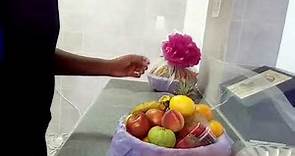 How to make an easy fruit basket gift hamper