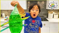 Top 5 Easy Science Experiments for kids to do at home with Ryan's World!