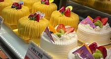 現在的蛋糕櫃 滿滿剛剛做好的蛋糕🎂... - 廣田洋菓子HIROTA Cake Atelier